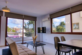 Phaedrus Living: City Flat Palas 103